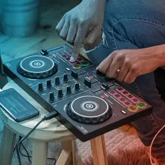Jaki kontroler DJ na początek? Ranking i porady dla DJ-ów