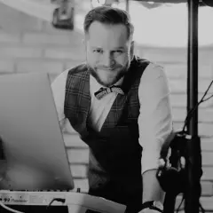 Kto płaci ZAiKS na weselu? DJ czy organizator? Wyjaśniamy!