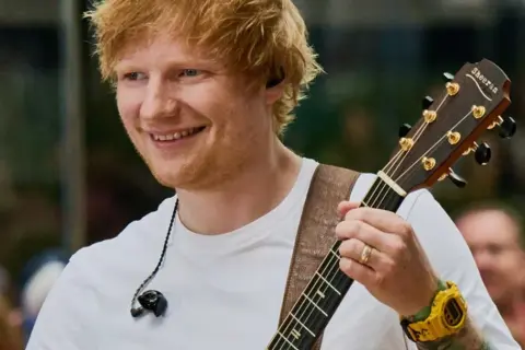Ile zarabia Ed Sheeran? Majątek, trasy, Spotify - poznaj fakty