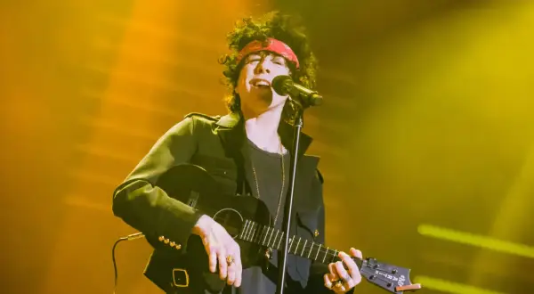 Kto śpiewa "Lost on You"? Poznaj historię LP i jej hit